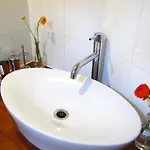 아파트 Boathotel Seven