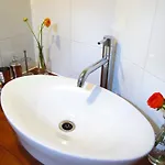 Boathotel Seven 3* 로테르담
