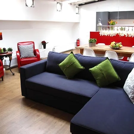 Apartmán Boathotel Seven 3*